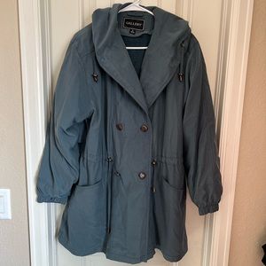 Gallery Light Coat w/ Removable Wool lining SIZE// Medium